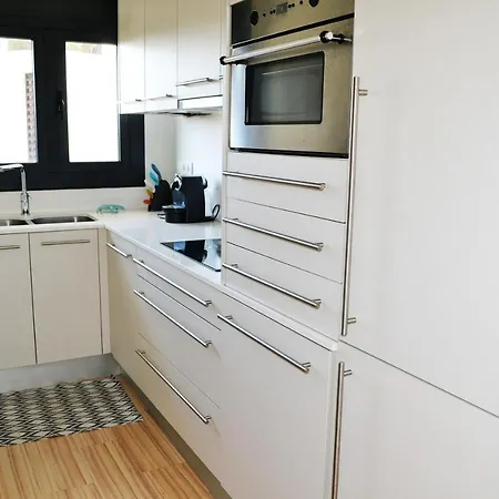 Farella 1 Apartment Llança
